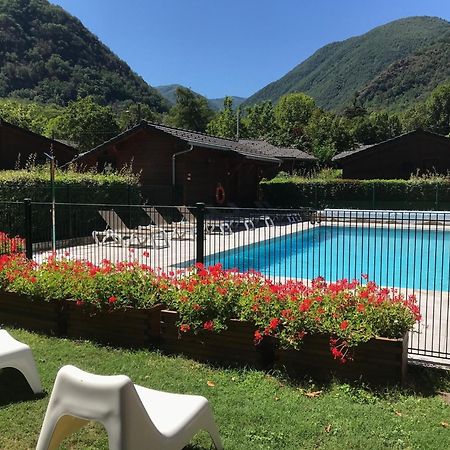 Les Granges De Leo Villa Aston Bagian luar foto